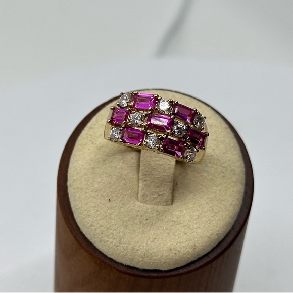 Sz. 8.75 Vintage Cocktail Sterling Silver & Gold Ring with Pink Rubies& Diamond - Picture 4 of 14
